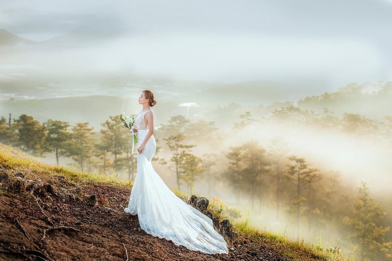 Minimalist bridal gown